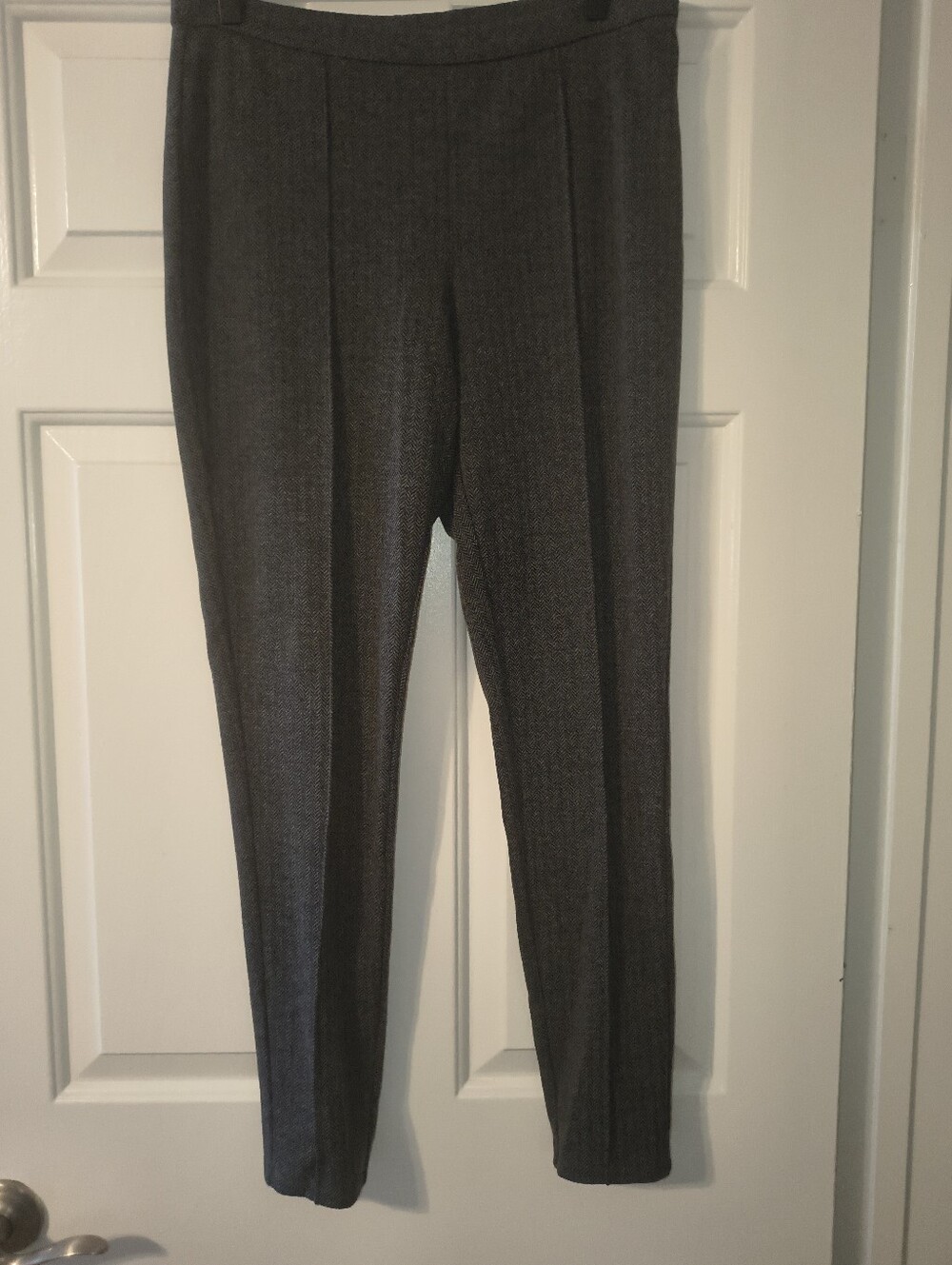 Simply Vera Vera Wang gray dress pants, size M